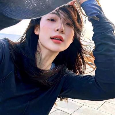 龙纹身的女鬼入镜